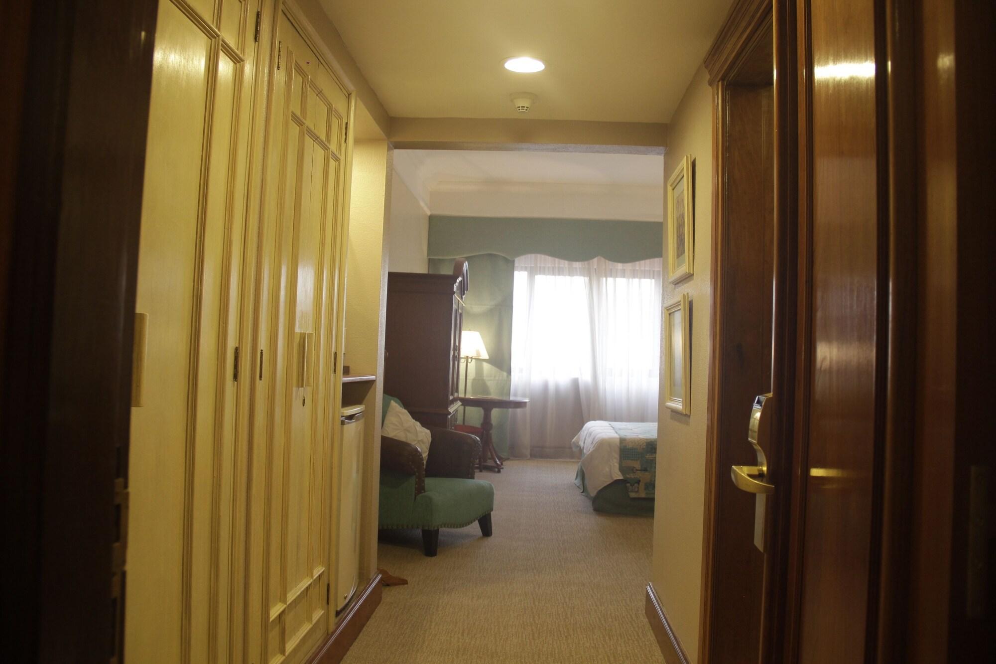 Granados Park Hotel Asuncion Ngoại thất bức ảnh