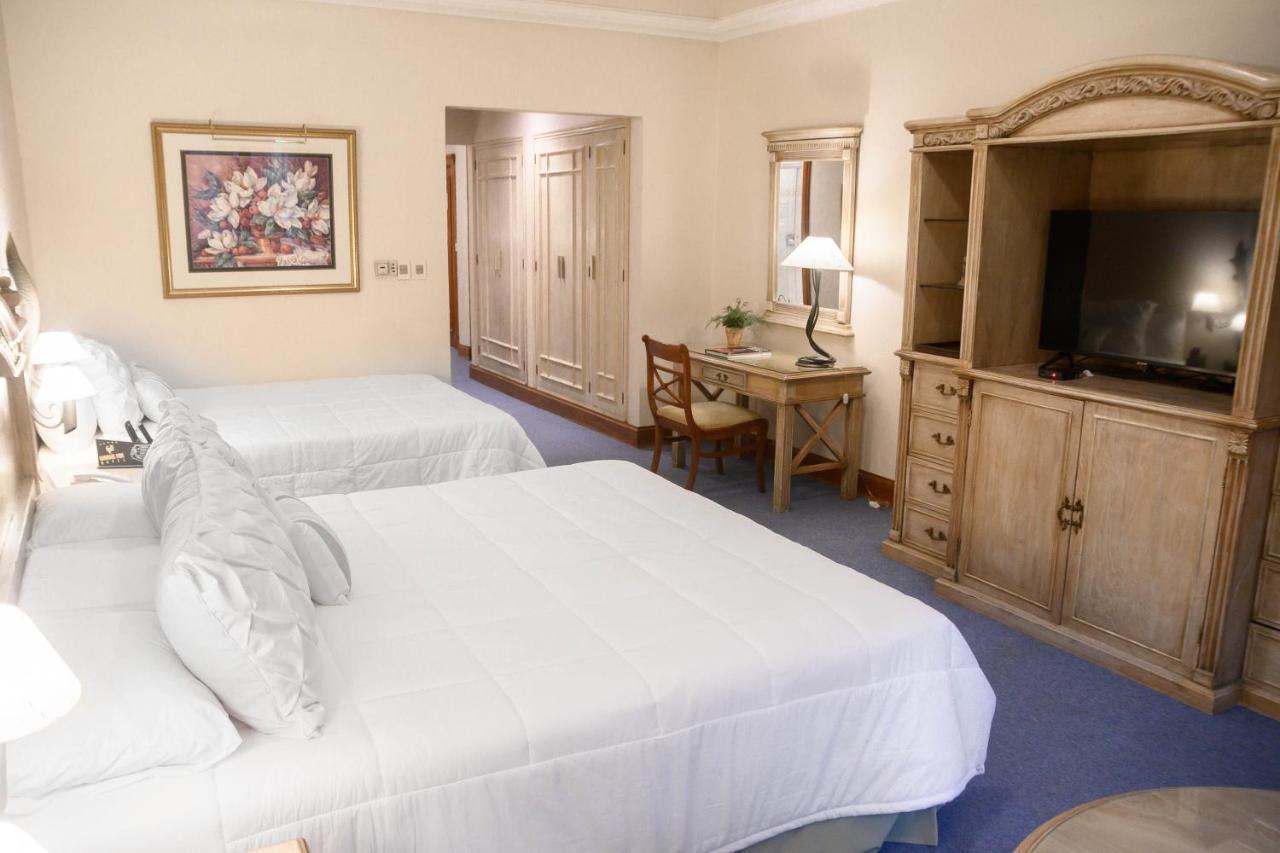 Granados Park Hotel Asuncion Ngoại thất bức ảnh